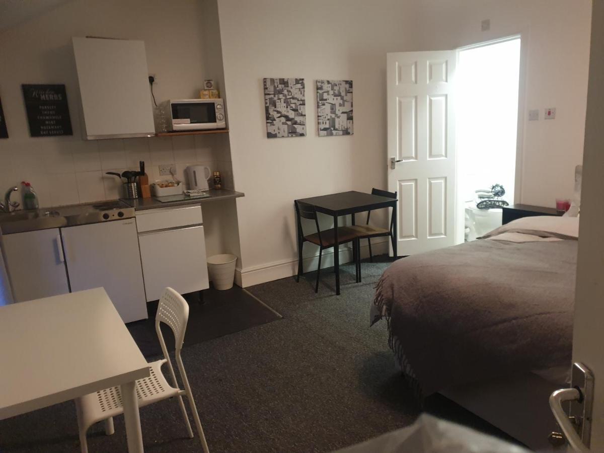 Coventry Studio Apartment Exterior photo